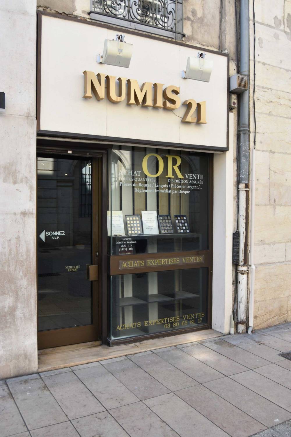 BOUTIQUE FERMÉE LE 11 NOVEMBRE
